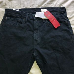 Levi’s 502 jeans
